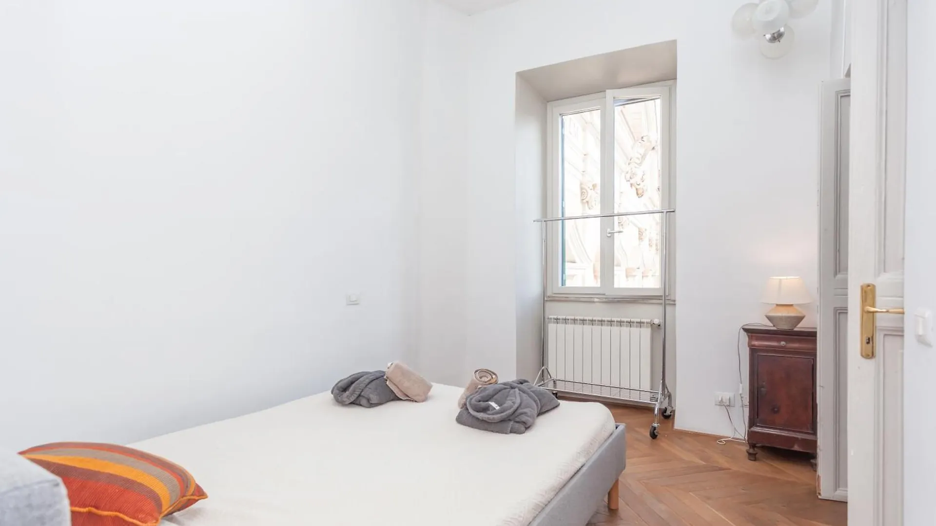 Piazza Vittorio Retreat Apartment Rome Italy