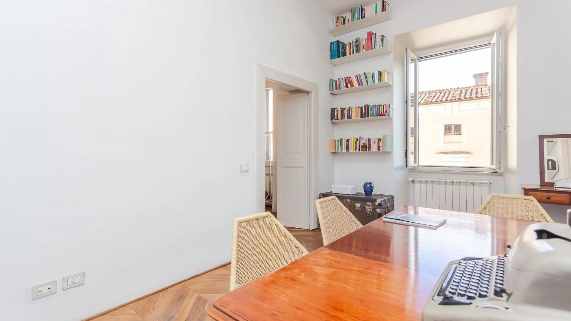 Piazza Vittorio Retreat Apartment Rome Italy