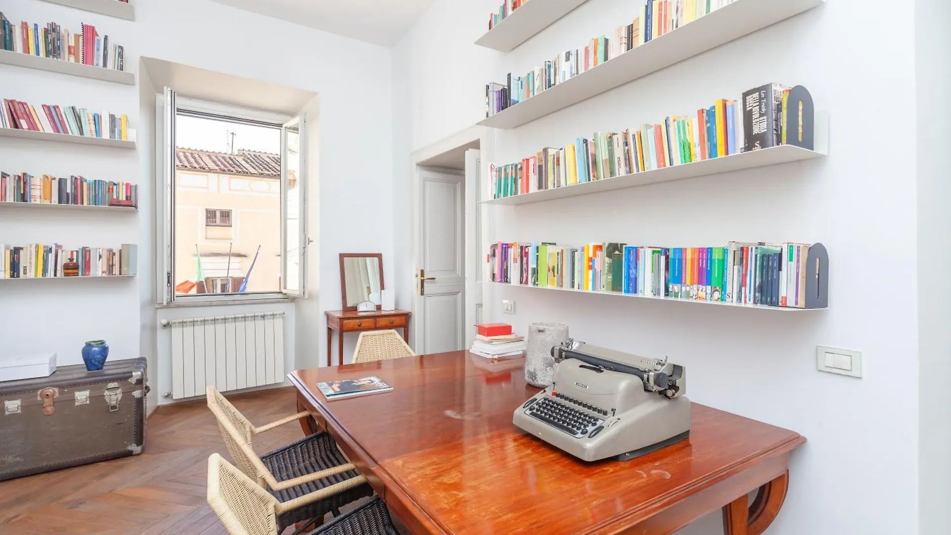 Piazza Vittorio Retreat Apartment Rome
