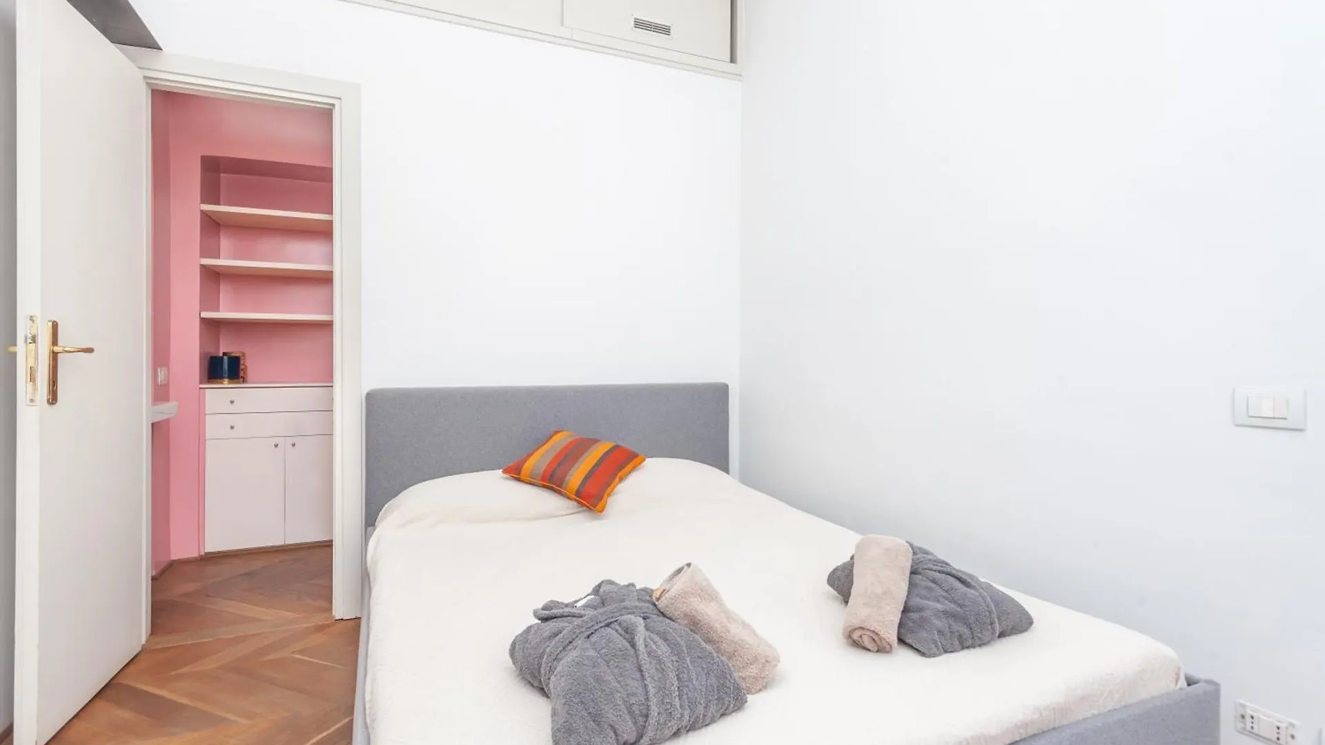 Piazza Vittorio Retreat Apartment Rome