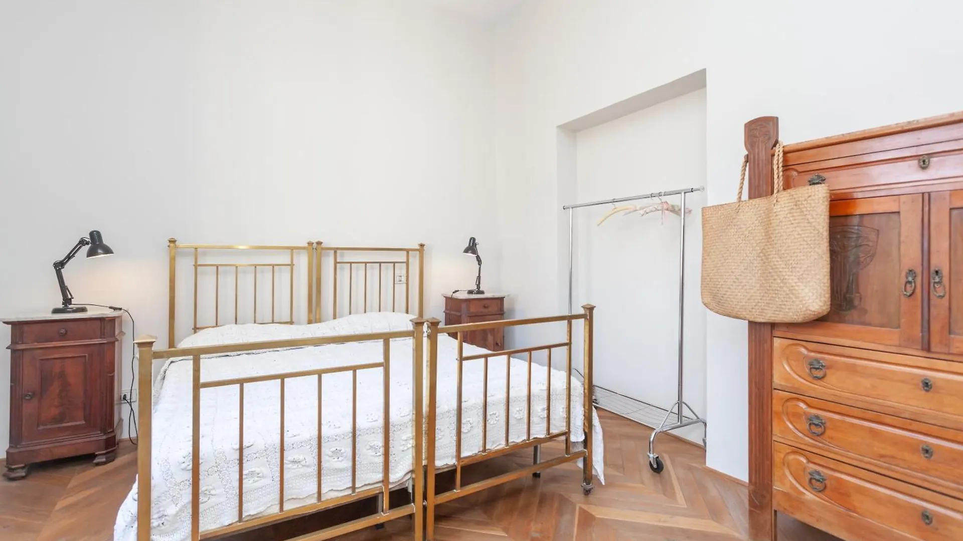 Piazza Vittorio Retreat Apartment Rome