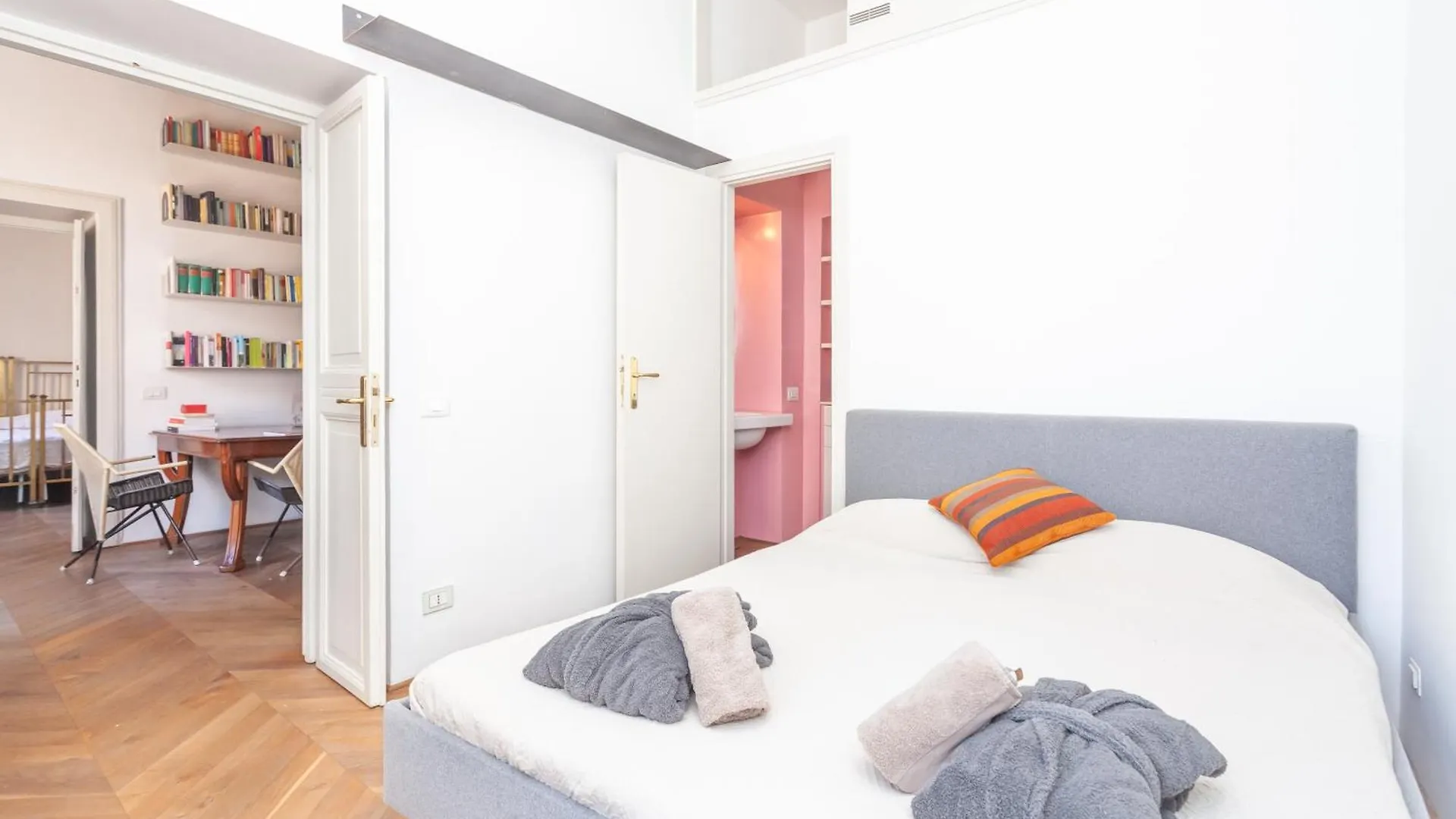 Piazza Vittorio Retreat Apartment Rome Italy