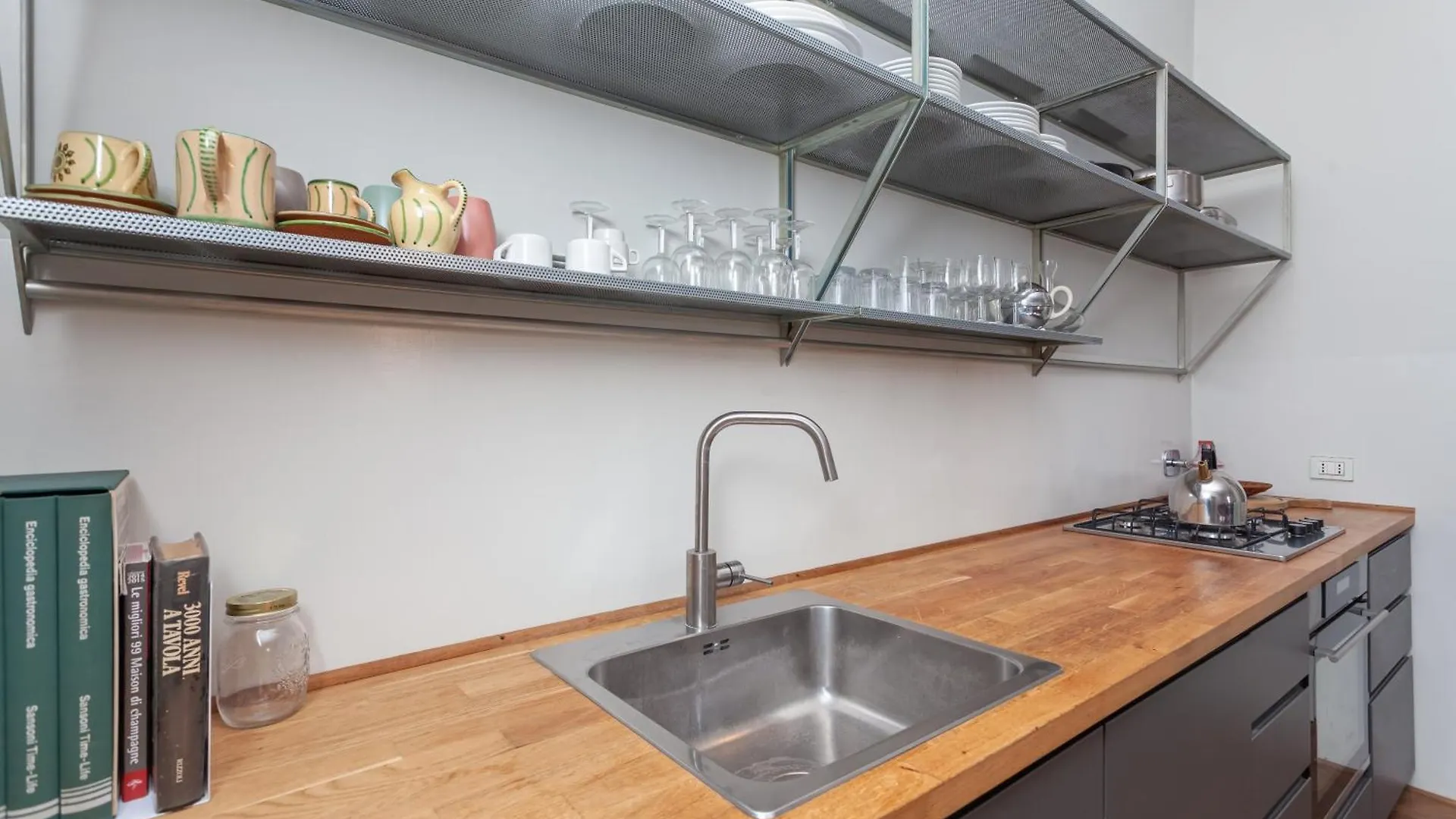 Piazza Vittorio Retreat Apartment Rome Italy